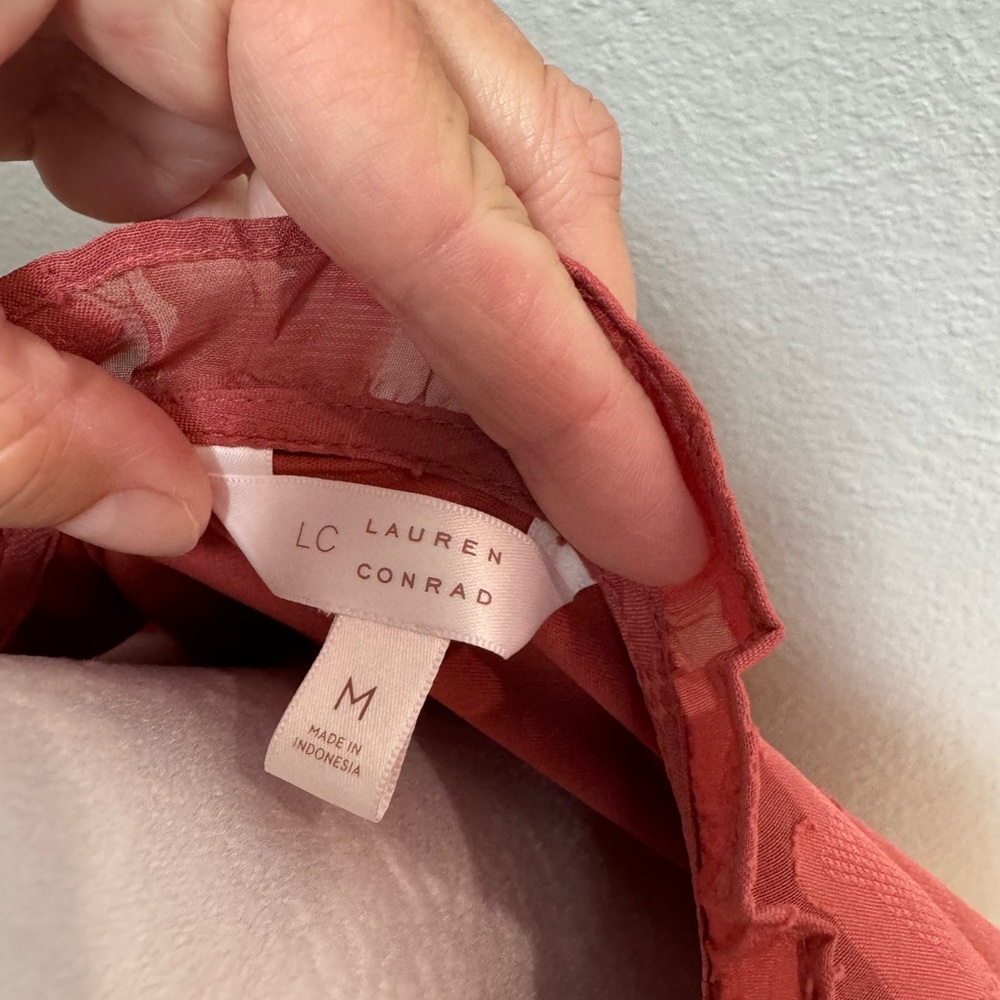 Lauren Conrad blouse - Picture 5 of 5